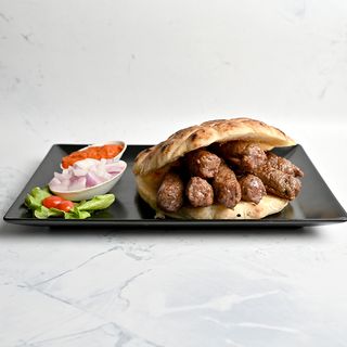 Ćevapi desetka u somunu