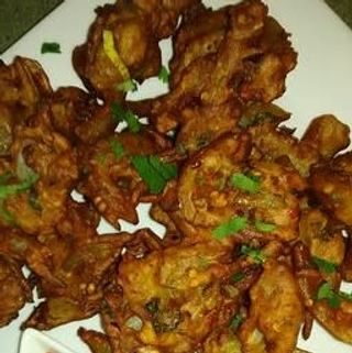 5. Mixed Vegetable Pakora Deep Fried Vegetables In Spicy Batter