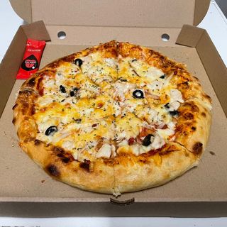 Pizza Frango Piri Piri