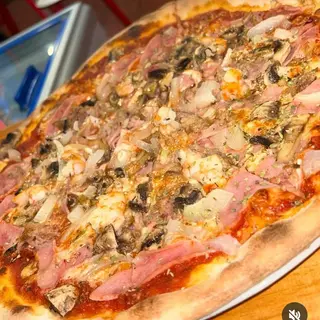 Pizza Mami Conchi (30 Cm.)