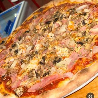 Pizza Mami Conchi (30 Cm.)