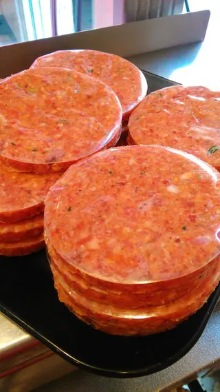 Hamburger di scottona condito 100 g