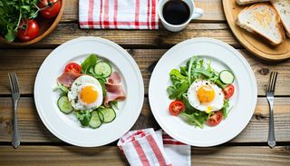 Petit-déjeuner Healthy et Petit-déjeuner  hollandais