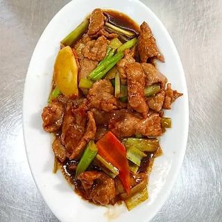 56 Vitello con cipolle