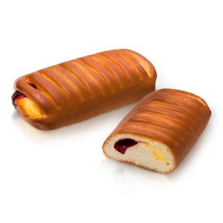 Булочка Вишнева з кремом