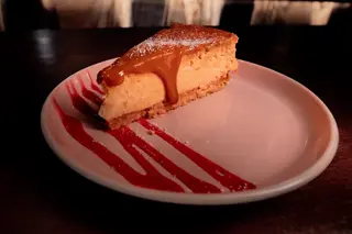 Nuestra Tradicional Tarta De Queso Semicurado (Porción)