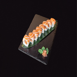 Rainbow Roll Himachi 
