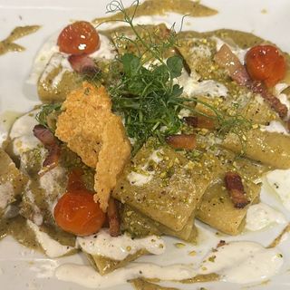PACCHERI CON CREMA DE PISTACHO