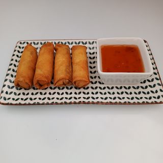 6. Rollitos De Primavera (4 Uds.)