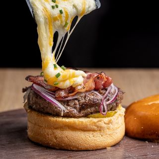 FRANCIS VALAIS- MEJOR HAMBURGUESA DE LA RIOJA 2023