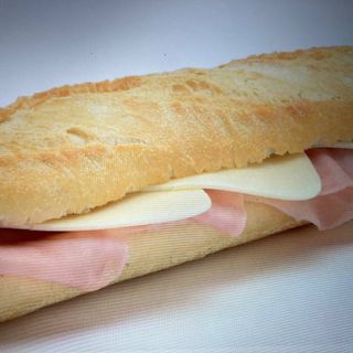 Bocadillo De Jamón Cocido