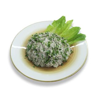 Աղցան տավարի մսով և ընկույզով