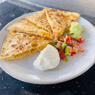 Quesadilla De Pollo
