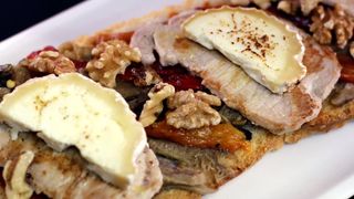 Torrada Lomo,Escalivada,Rulo de Vaca y Nueces