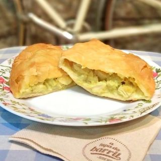 Empanadilla Polo, Curry e Mazá