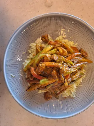 Pileći wok curry