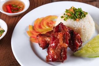 Travers de Porc Grillés + Riz Nature
