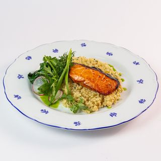 Стейк лосося со сливочным птимимом(270гр)