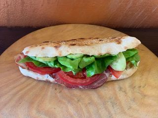 Sendvič sa suvim vratom