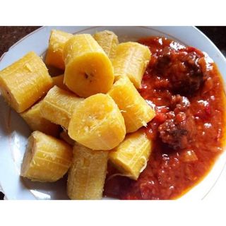 Boiled Plantain and Fish Stew