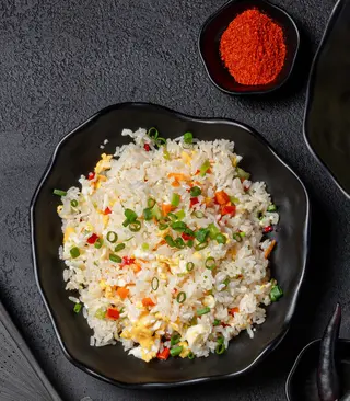Рис жареный с овощами  (250гр)