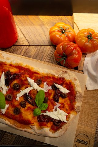 Lunga Bufala, Pomodorini E Olive		