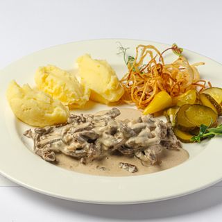 Бефстроганов (330 гр.)