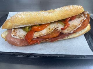 B-34 Bocadillo Serranito