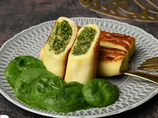 Naleśniki z łososiem i szpinakiem - 3 szt. (na gorąco)