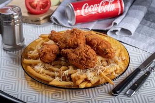 Kis csirkeszárny menü si Xixo/Meniu mic aripioare de pui si Xixo