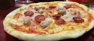 Pizza Catalana (Mediana)