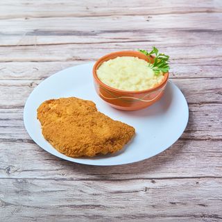 Bečka šnicla sa pire krompirom 400g