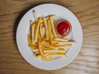 Картопля фрі (150/50g)