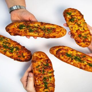 Хот дог по грузинськи з куркою 