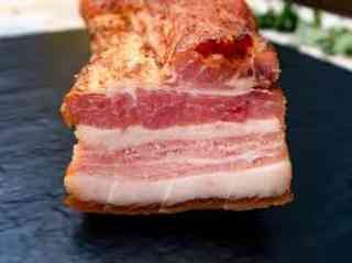 PIEPT DE PORC AFUMAT