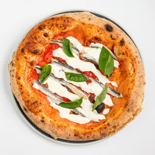 Pizza Inćuni