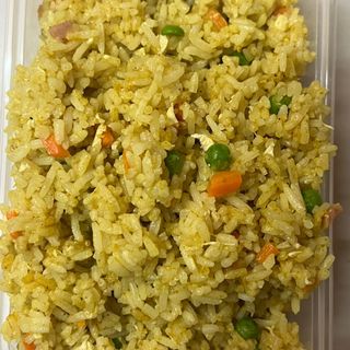 Arroz frito con curry
