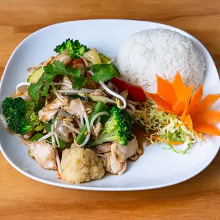 24. Pad Pak Ruam GLUTEN FREE
