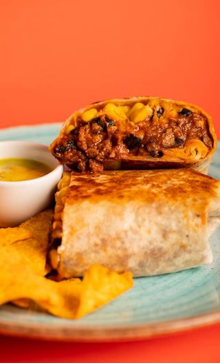 Burrito chili con carne