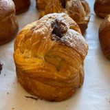 Nudo hojaldrado de chocolate