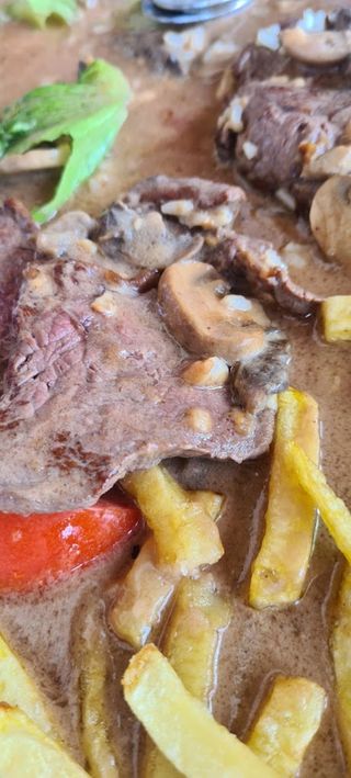 Bifinhos de Vitela com Cogumelos