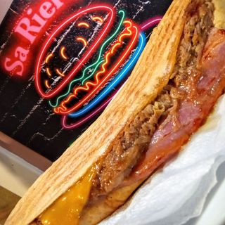 Marrano Pulled Con Cheddar Y Bacon