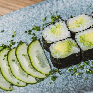 Avocado Maki (8 Pzs.)
