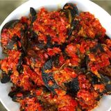 Snails (big)with white rice and pepper sauce.