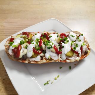 Zapiekanka domowa z salami