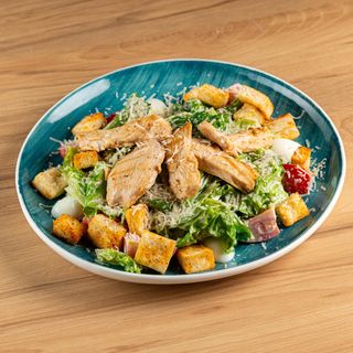 Цезарь с куриным филе