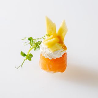 332. Gunkan flower mango