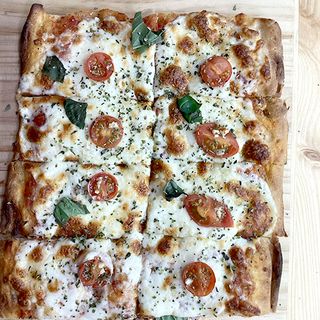 Pizza Yapa (Cuarto, 25x23cm)
