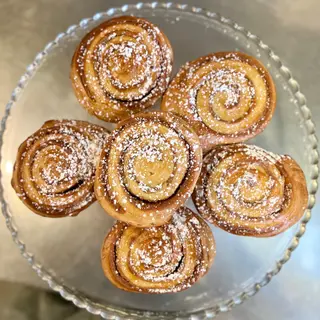 Rolo de Canela 