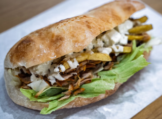 Pita studentului cu pui